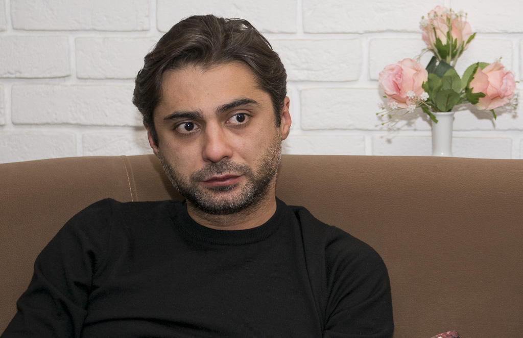 “Həddən artıq uyğunluq” filminin qəhrəmanları: “Azərbaycan tamaşaçısı o səhnələrə hazır deyil” - FOTOLAR