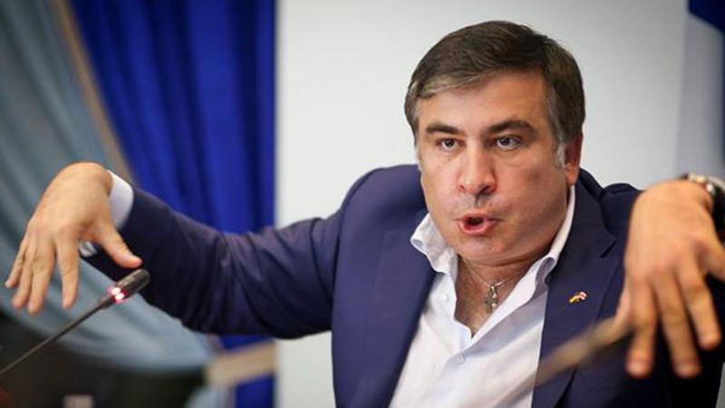 Tramp Saakaşvilini komandasına çağırdı - FOTO/VİDEO