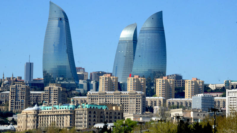 Ermənilər Qarabağa görə Bakıya GƏLİR