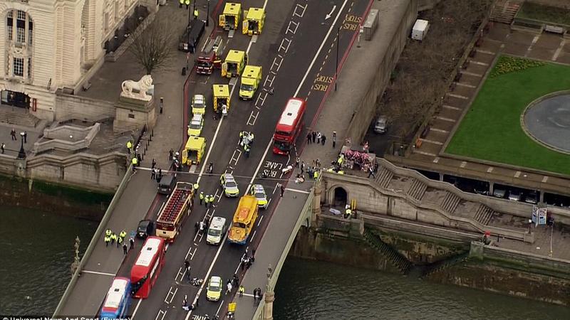 Londonda terror anı - ŞOK VİDEO