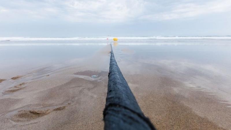 “Microsoft” okeanın dibi ilə 6600 kilometr uzunluğunda kabel çəkdi