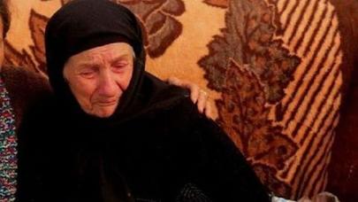 Kərbəla adıyla Goranboya göndərilən 104 yaşlı çeçen qadın deputatlarla görüşdü - FOTO