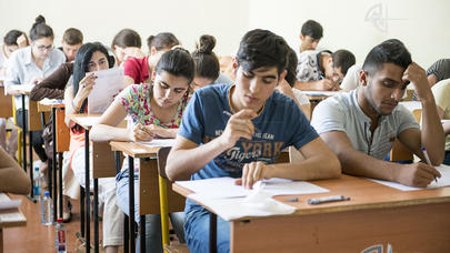 Ali məktəblərə qəbul üçün keçid balları AÇIQLANDI