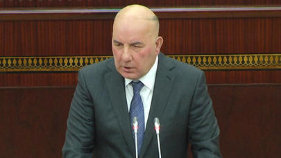 Elman Rüstəmov: “Ehtiyatlı davranmalıyıq”