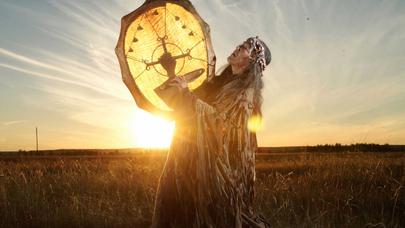 Şamanlar 6 saat ruhlarla... - VİDEO