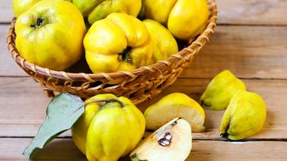 Qırışları yox edən möcüzəli heyva tumu maskaları