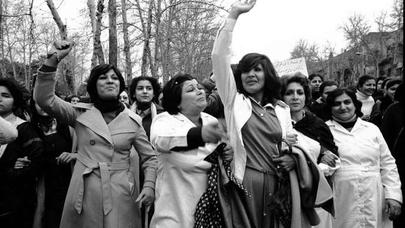 Yüz minlərlə qadının çadraya qarşı sonuncu etirazı