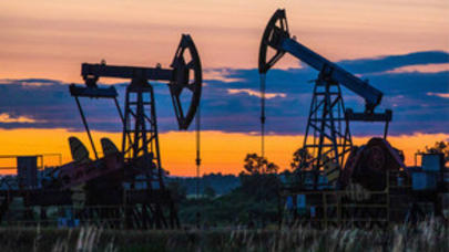 "Brent" neftin qiyməti 56 dollara yaxınlaşıb