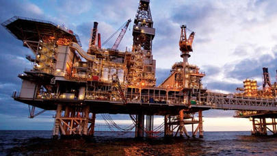 Azərbaycan neft hasilatını azaltmağa başlayır