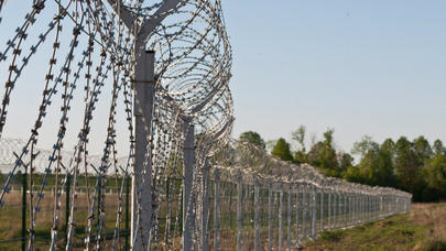 Həbsxanadan 10 məhkum qaçdı