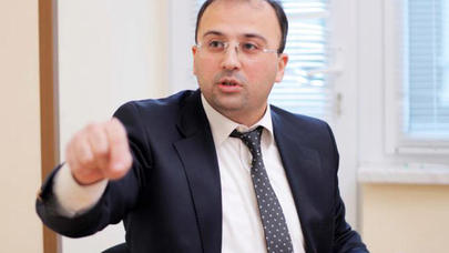 "Quran səhv tərcümə olunub, islamda əl və baş kəsmək, daş-qalaq cəzaları ..." - - VİDEO
