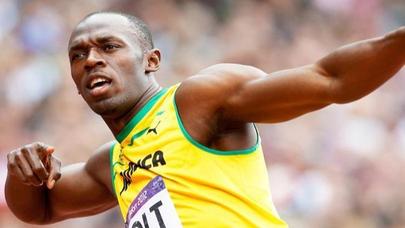 Bolt sevgilisinə evlilik təklif etdi - FOTO