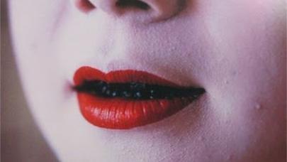 Gözəllik simvolu qara dişlər - Oxaquro