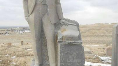 Göyçənin Zod kəndindəki Azərbaycan qəbiristanlığından son görüntülər - - FOTO