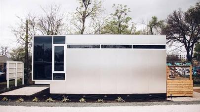 Professorun 32 metrlik evi görənləri heyrətə salır - FOTOLAR