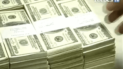 Müasir tarixin ən zəngin insanı - FOTO