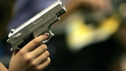 Qəzetdəki bir hərf səhvinə görə bütün redaksiya heyətini güllələdilər - FOTOFAKT