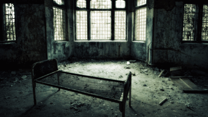 "Anasının güzgüsünə baxdı, ölmüş atasının köynəyini geyinib öldü..." - ÖLÜM GƏTİRƏN ƏŞYA