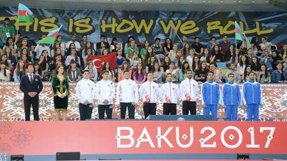 İdman gimnastikası yarışlarında qalib komandalar mükafatlandırıldı - FOTO