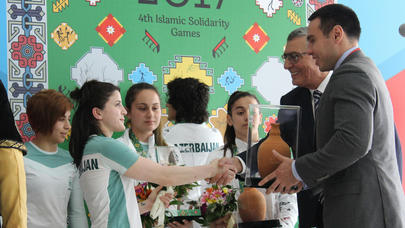 İslamiadada medal qazanmış Azərbaycan idmançıları ilə görüş keçirildi