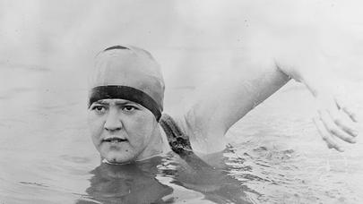 Çimərlik paltarı geyinən İLK XANIM: tarixdə ad qoymuş qadınlar - FOTOLAR