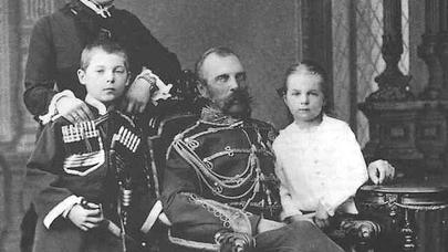 Övladı yaşında qadınlarla evlənən TARİXİ ŞƏXSİYYƏTLƏR - FOTOLAR