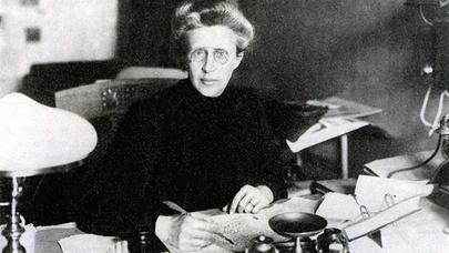 Azərbaycana rəhbərlik etmiş İLK QADIN: homoseksual əlaltı və “ovsunlanan” Stalin