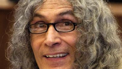 100-dən çox qızı və meyitini zorlayan qatildən QANDONDURAN İFADƏ: "Onu mismarçəkənlə... " - - FOTO