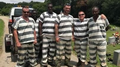 Məhkumlara pizza qonaqlığı