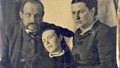 Ölülərin fotoşəkillərini evdə saxlamayın, YOXSA ...