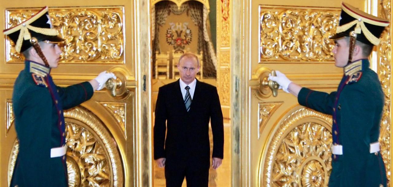 Putin Patruşevi və Dyumini yanına gətirdi