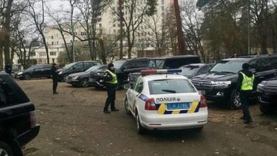 Kriminalların “sxodka”sına basqın: 60 avtoritet saxlanıldı