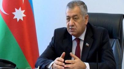 “Atabank” cinayətkar bir bank idi və vəsaitləri xaricə daşıyırdı - Vahid Əhmədov