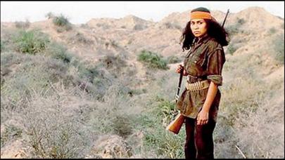 Cinayət dünyasından millət vəkilliyinə gələn qadın - “Quldurlar kraliçası” - FOTOLAR