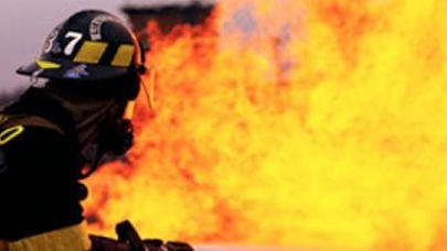 Pakistanda DƏHŞƏTLİ YANĞIN: 17 nəfər öldü - YENİLƏNDİ