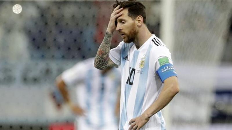 Messi karyerasına son qoyur - VİDEO