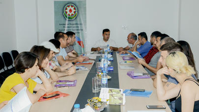 Hasilatda şəffaflıq sosial mediada - MÜZAKİRƏ/FOTO