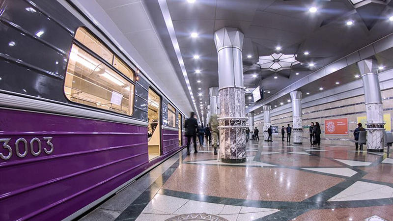Bakı metrosunda insident 