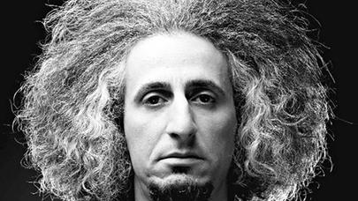 ABŞ-da yaşayan məşhur fars müğənni Azərbaycana gəlmək şərtlərini açıqladı: "İrana ona görə getmirəm ki..."