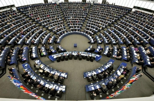 Avropa Parlamenti qətnamə hazırladı: Gürcü deputatlara sanksiya tətbiq olunacaq