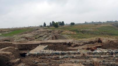 “Şabran şəhəri” divar qalıqları aşkarlandı