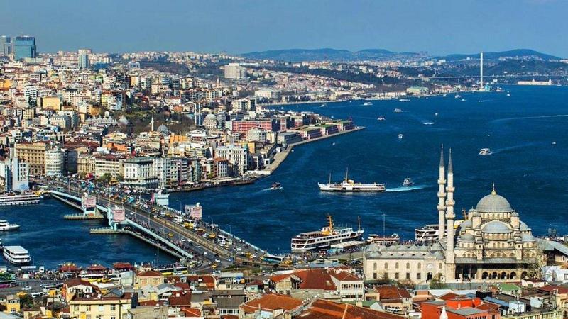 SON DƏQİQƏ: İstanbulda güclü zəlzələ baş verdi