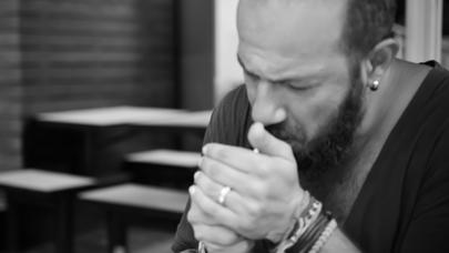 Məşhur aktyordan deputatlara SƏRT ETİRAZ: "İşimi-gücümü atıb sizi..." - MÜSAHİBƏ