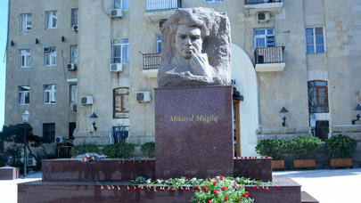 Müşfiqi güllələdikdən sonra Xəzərə atıblar? - Akademik AÇIQLADI