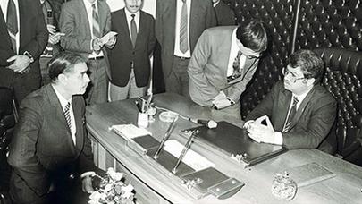 “Turqut Özalı KQB zəhərləyib” – Şok iddia