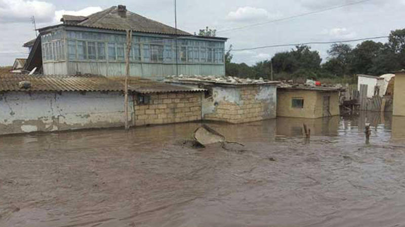 Lənkəranda 4 kənd su altında qaldı, 63 nəfər... - RƏSMİ