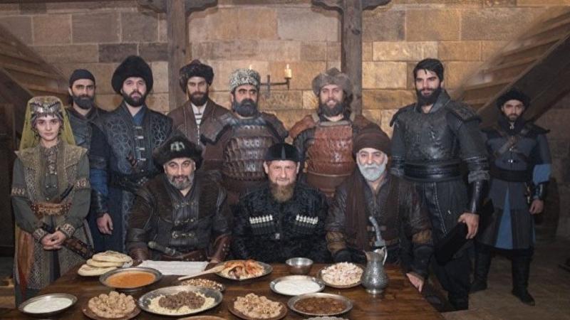 Ramazan Kadırov məşhur türk serialının ÇƏKİLİŞİNDƏ