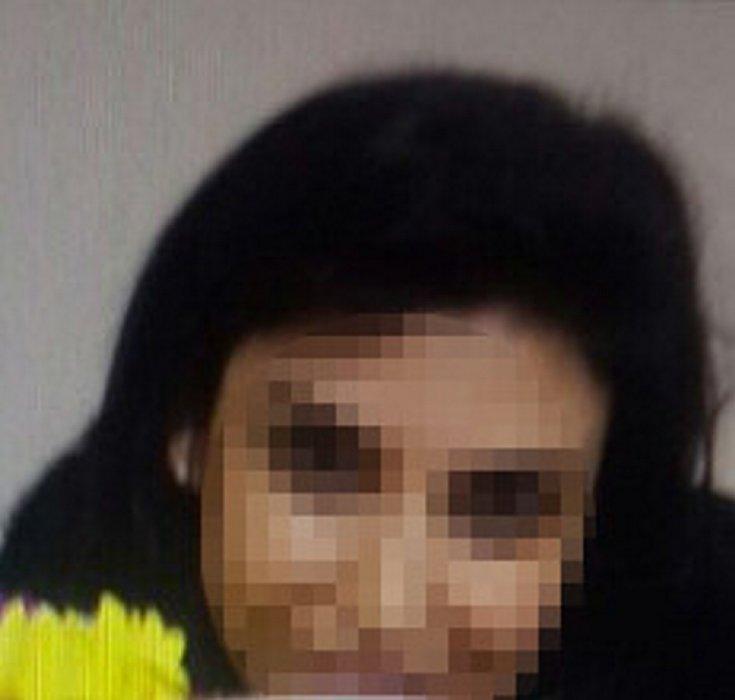 Qadın polisin İNANILMAZ ƏMƏLİNİN ÜSTÜ AÇILDI: müəllimələri və polis qadınları kişilərə satırmış - FOTOLAR