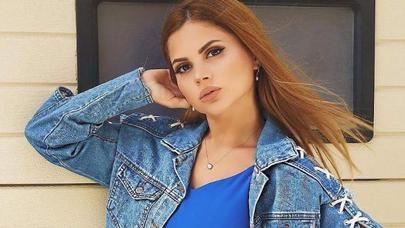 Aynişan geyimlərini satışa çıxardı