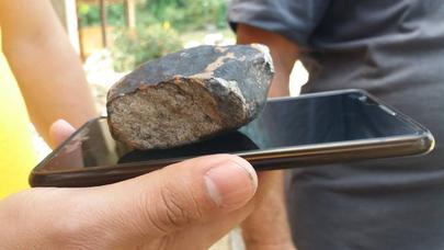 Kuba səmasında PARTLAYIŞ - Göydən daş düşdü - FOTOLAR